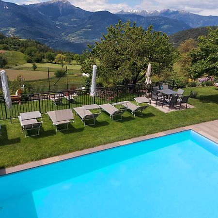 メルティナAlpenroseアパートメント エクステリア 写真